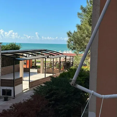 Cozy Beach Apartament Apartment